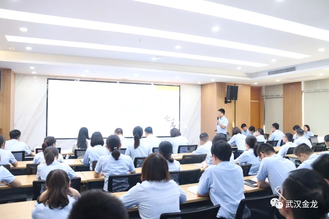 蓝月亮香港正版资料大全